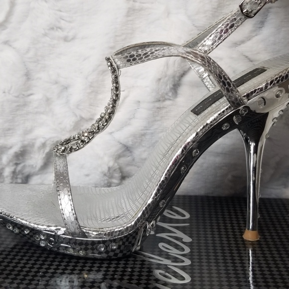 Formal Silver High Heel Shoes - Picture 8 of 8